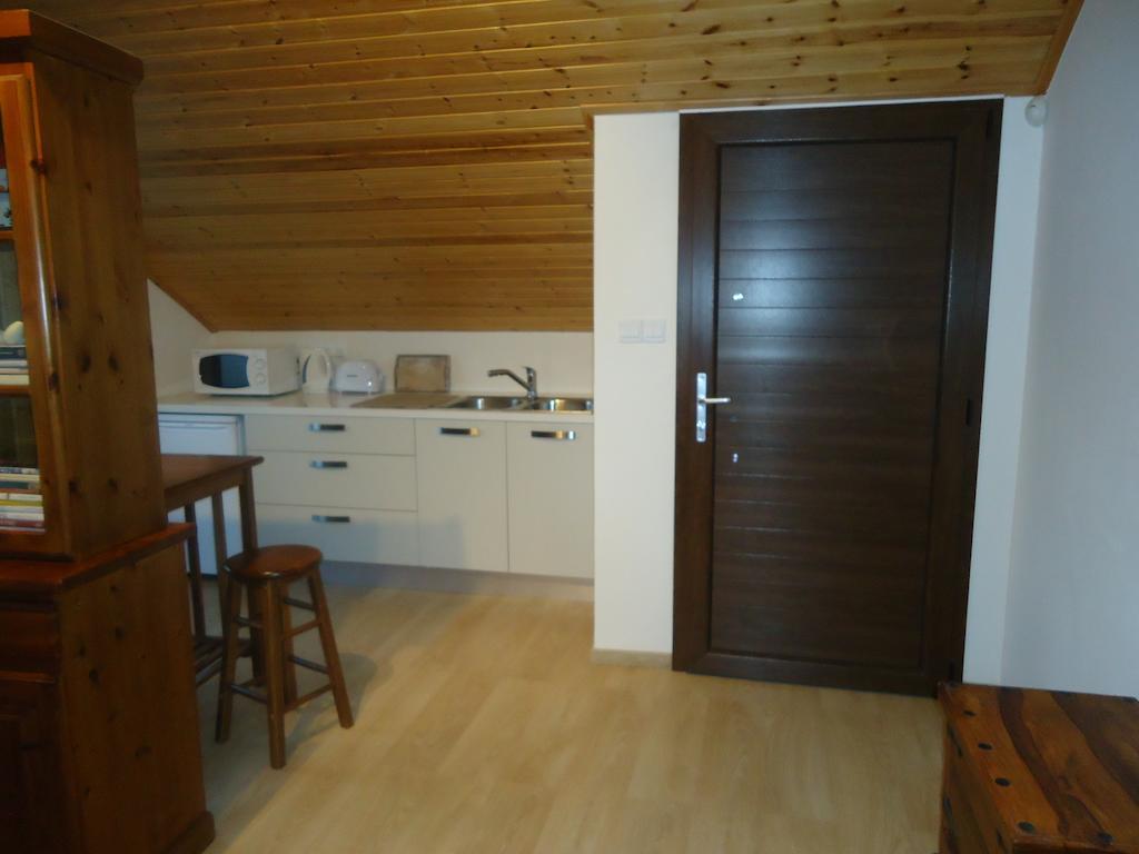 Petralona Apartment Ájosz Athanásziosz Kültér fotó