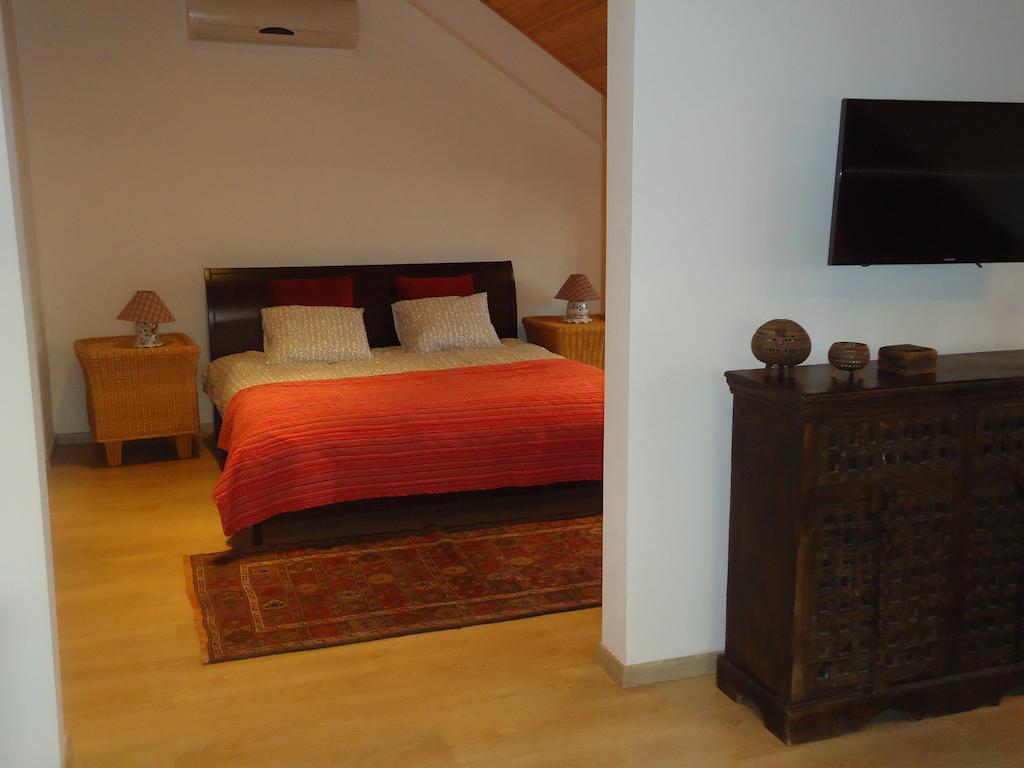 Petralona Apartment Ájosz Athanásziosz Szoba fotó